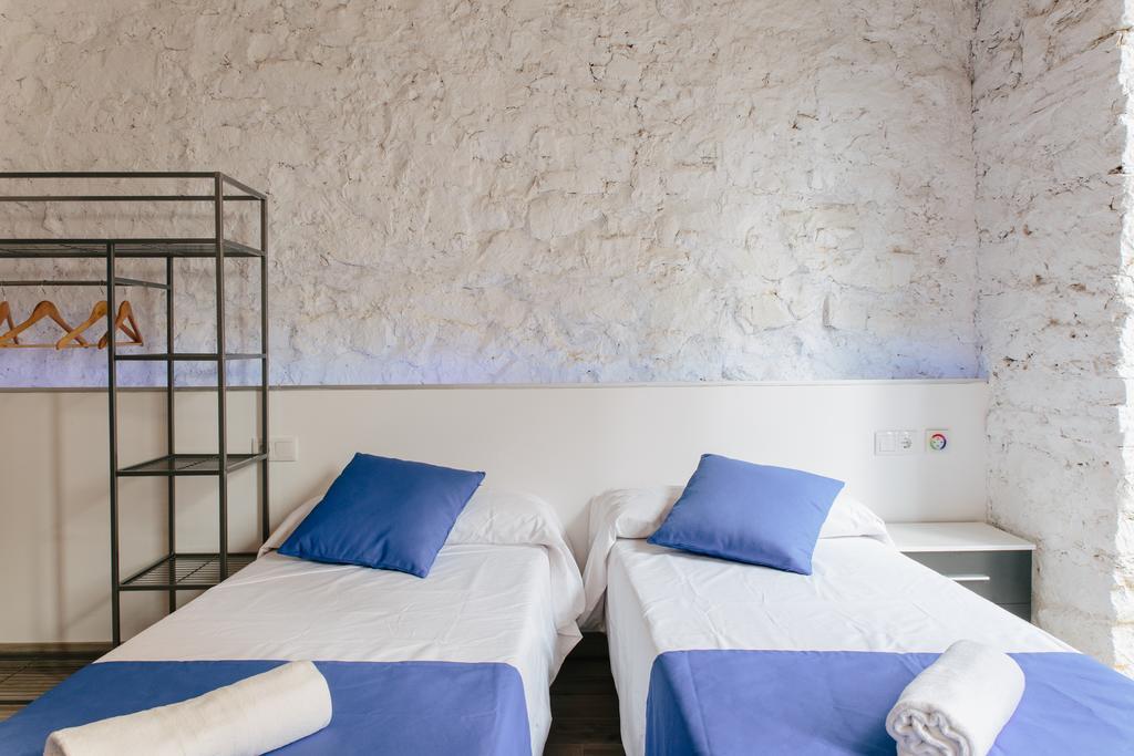 Apartamentos Tito San Nicolas Alicante Quarto foto